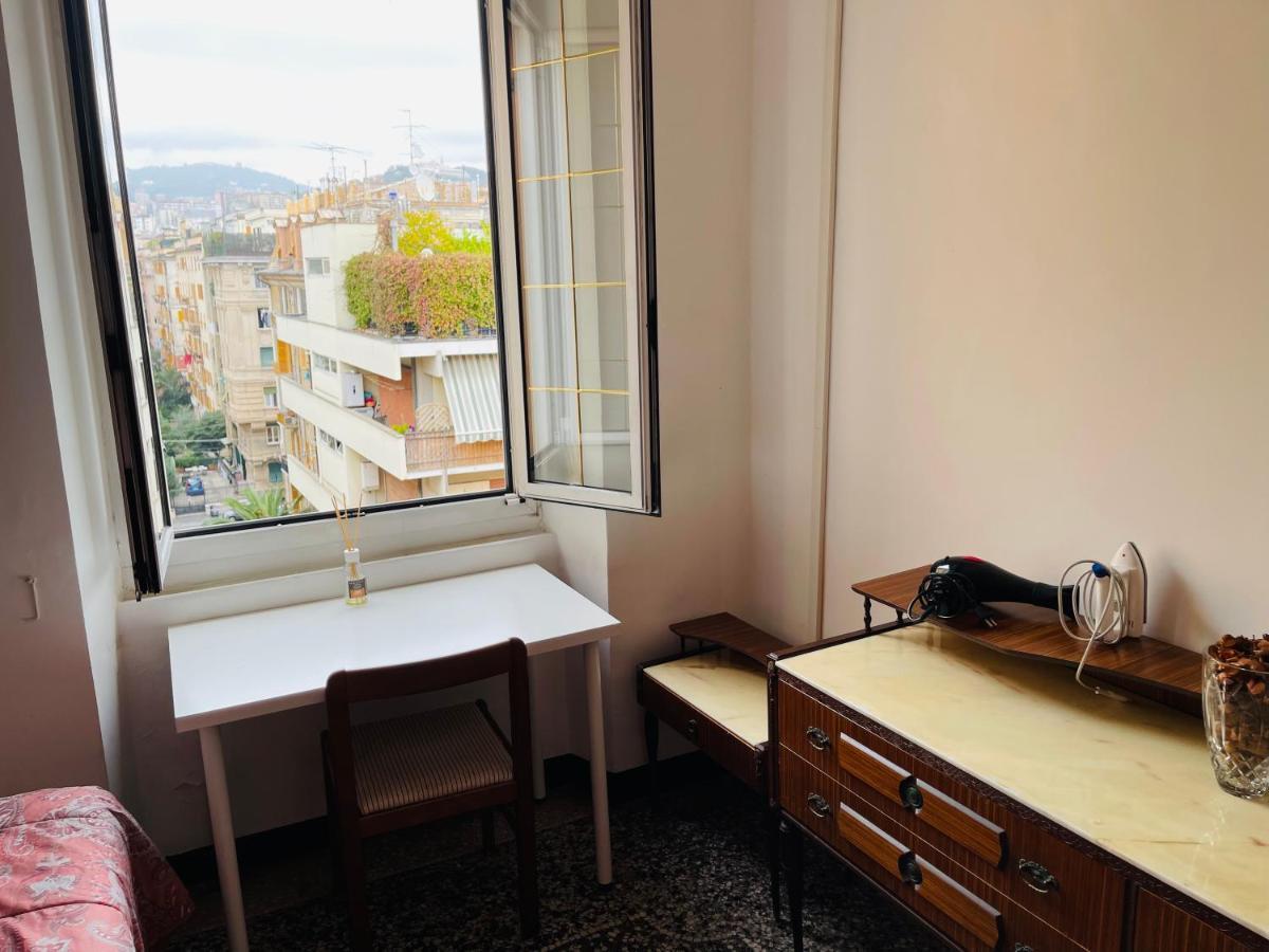 Mh Genova Génova Exterior foto